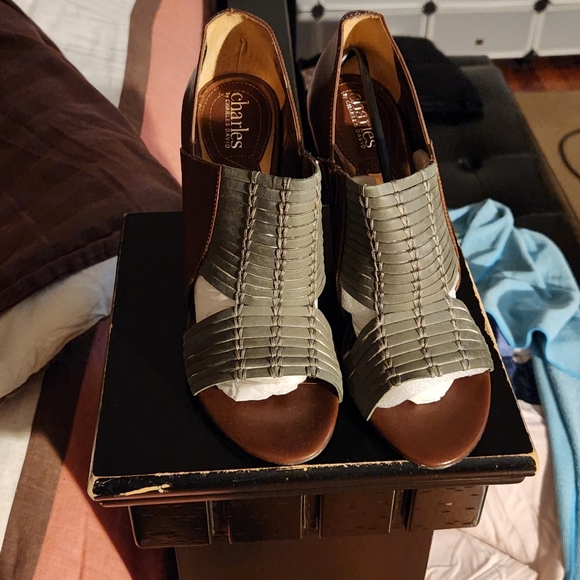 BNWOB CHARLES DAVID OPEN TOE WEDGE SHOES - Picture 4 of 14